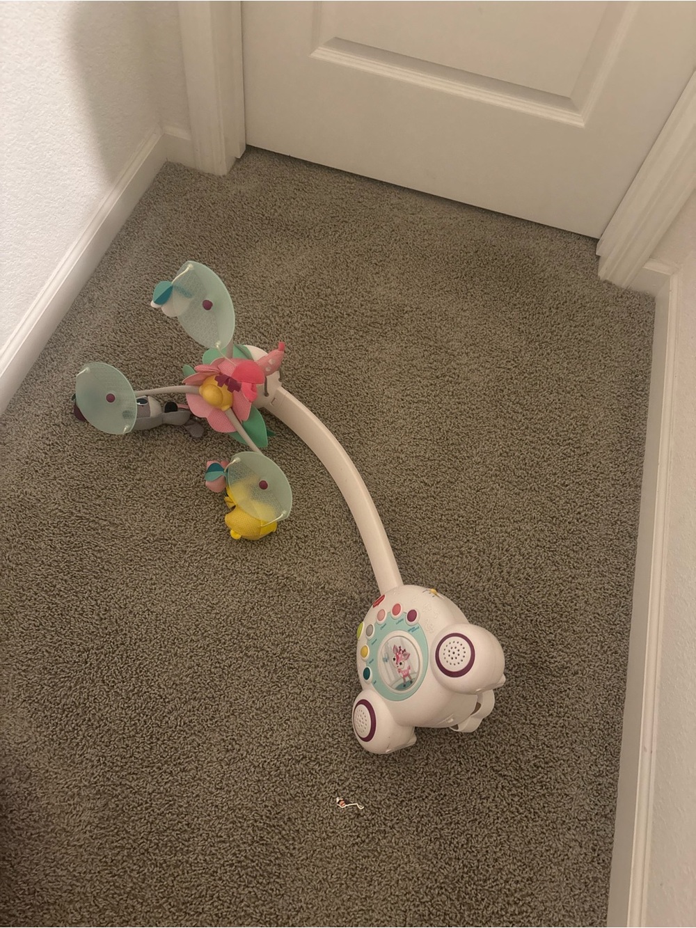 Plush Flower Mobile in Pink and Mint – Musical Nursery Soother